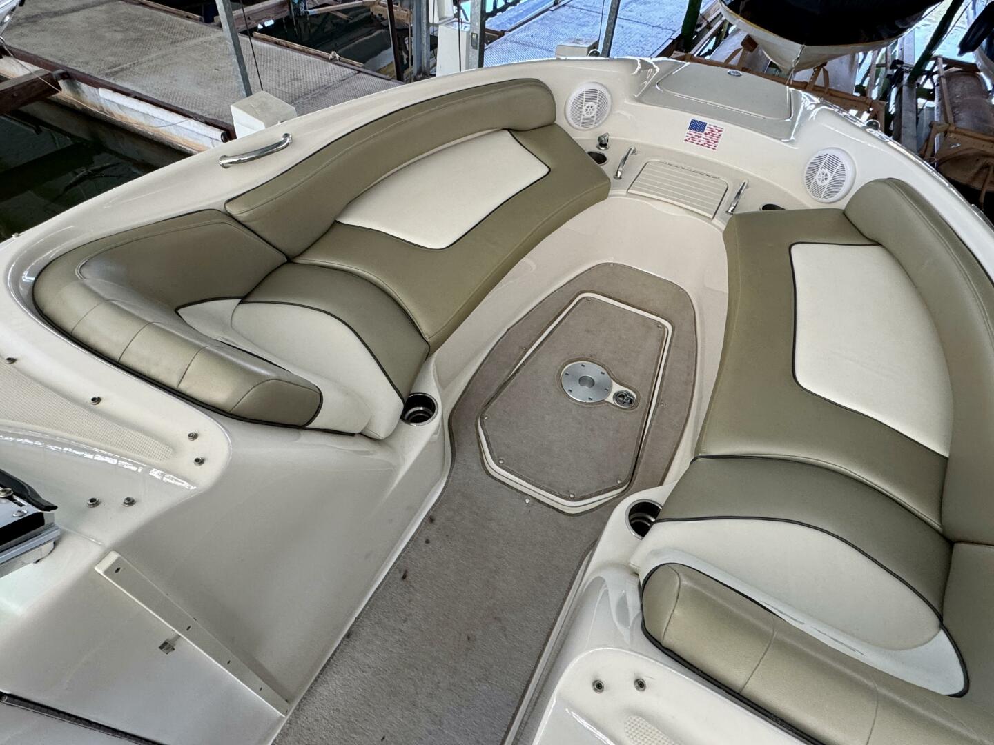 Slide: The Image of Sea Ray 240 Sundeck 2006 - 5119748