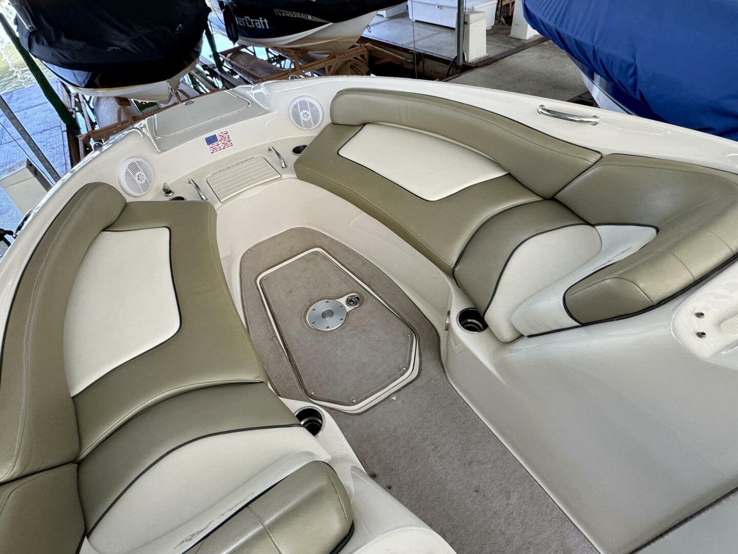 Slide: The Image of Sea Ray 240 Sundeck 2006 - 5119751
