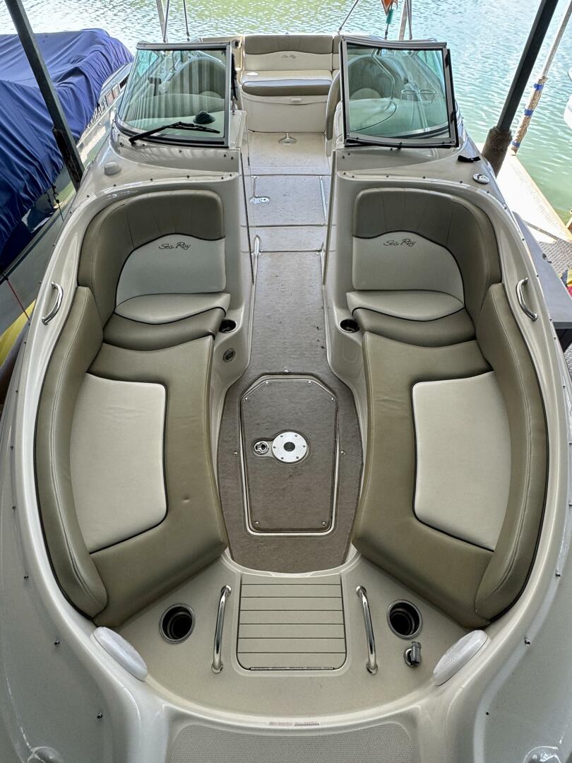 Slide: The Image of Sea Ray 240 Sundeck 2006 - 5119755