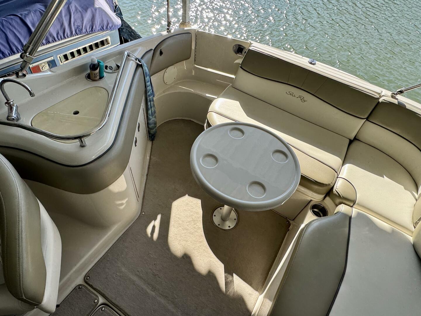 Slide: The Image of Sea Ray 240 Sundeck 2006 - 5119768