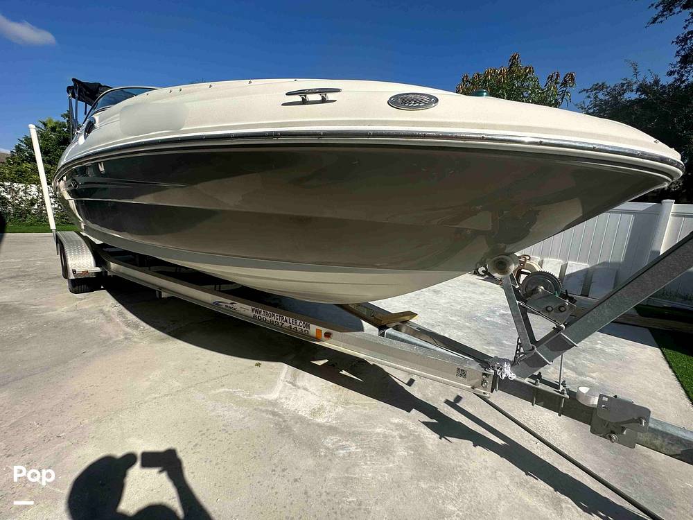 Slide: The Image of Sea Ray 240 Sundeck 2008 - 13025033
