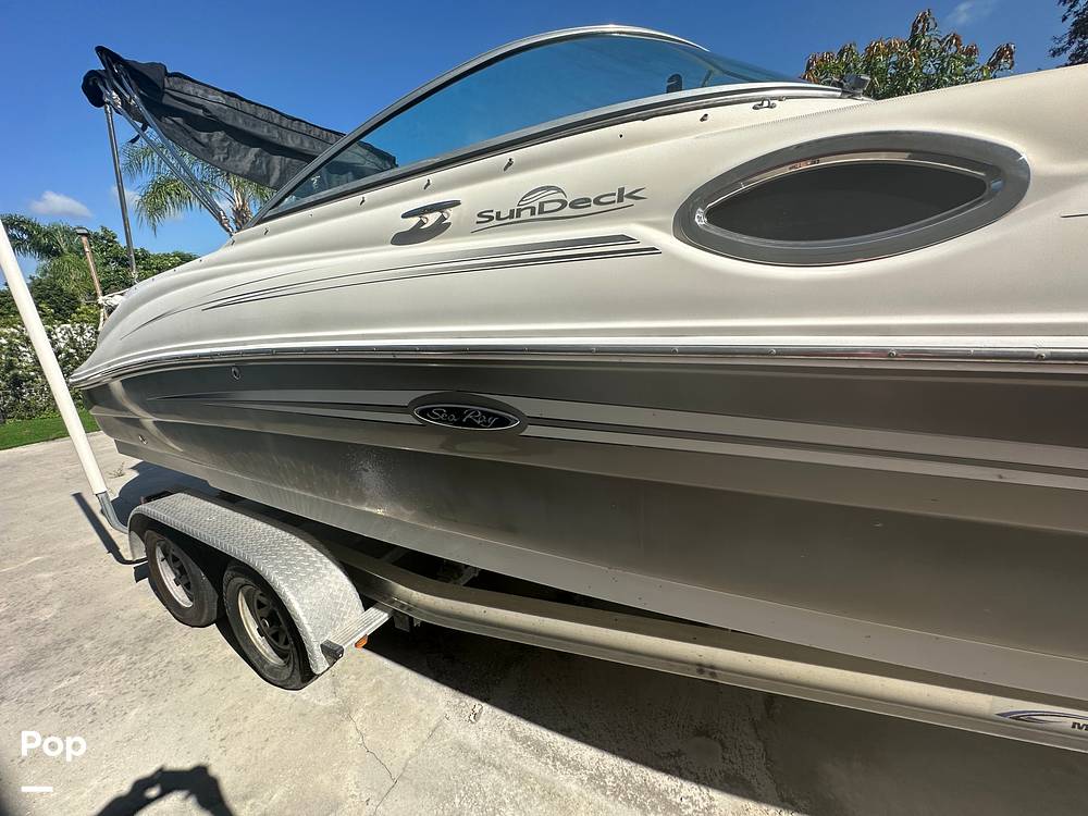 Slide: The Image of Sea Ray 240 Sundeck 2008 - 13025038