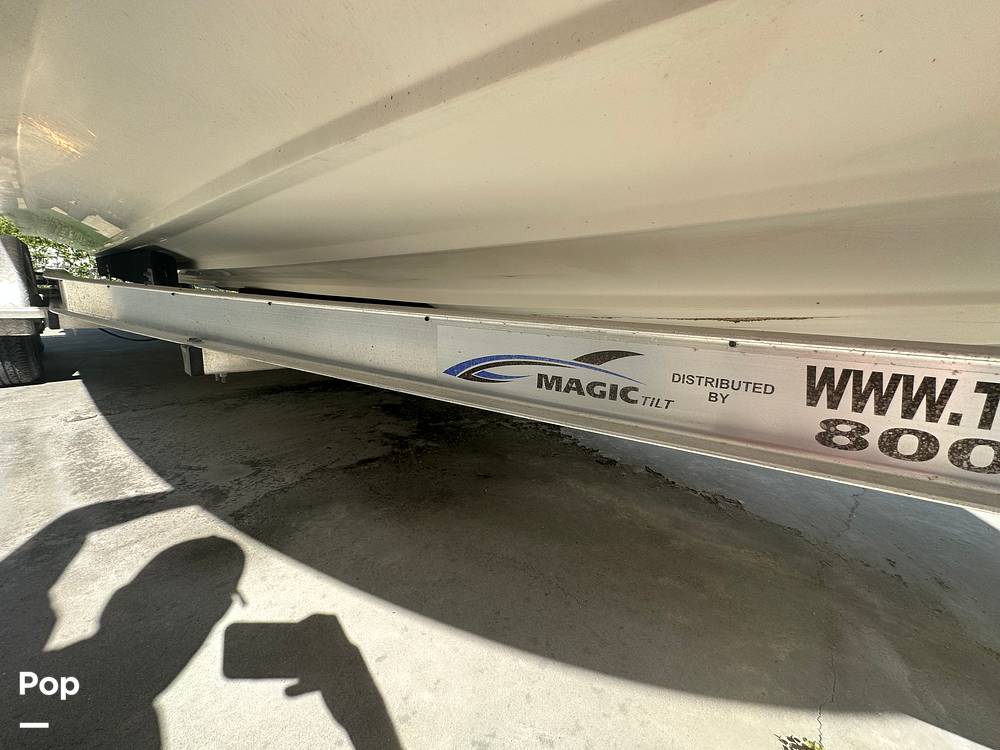 Slide: The Image of Sea Ray 240 Sundeck 2008 - 13025040