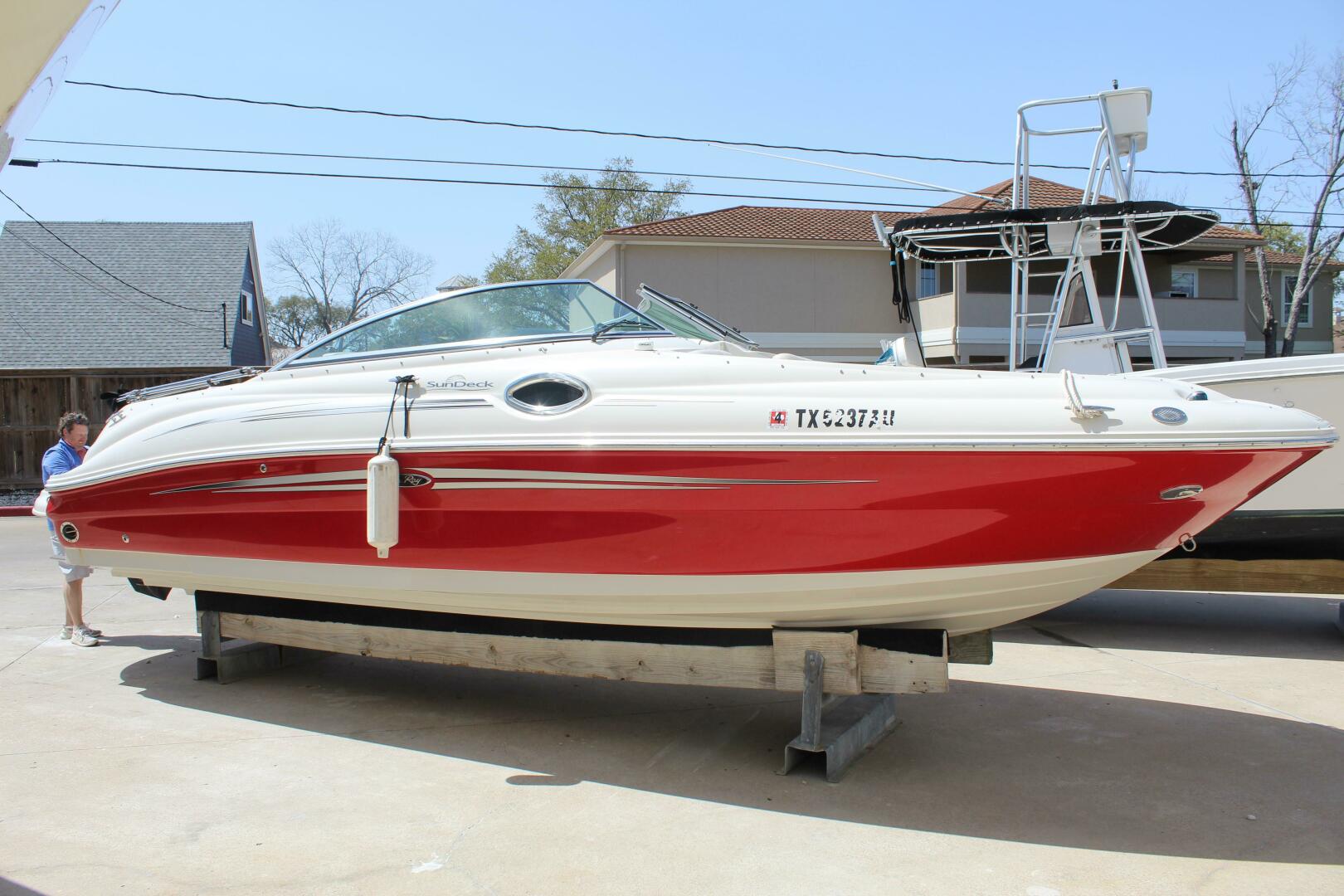 Slide: The Image of Sea Ray 240 Sundeck 2008 - 5291447