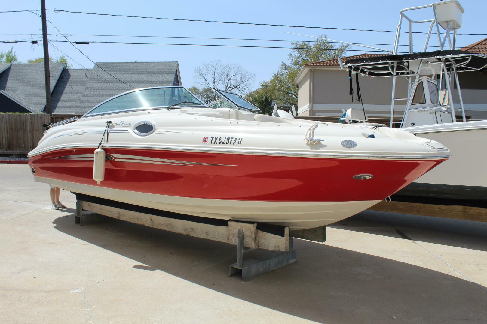 Slide: The Image of Sea Ray 240 Sundeck 2008 - 5291450