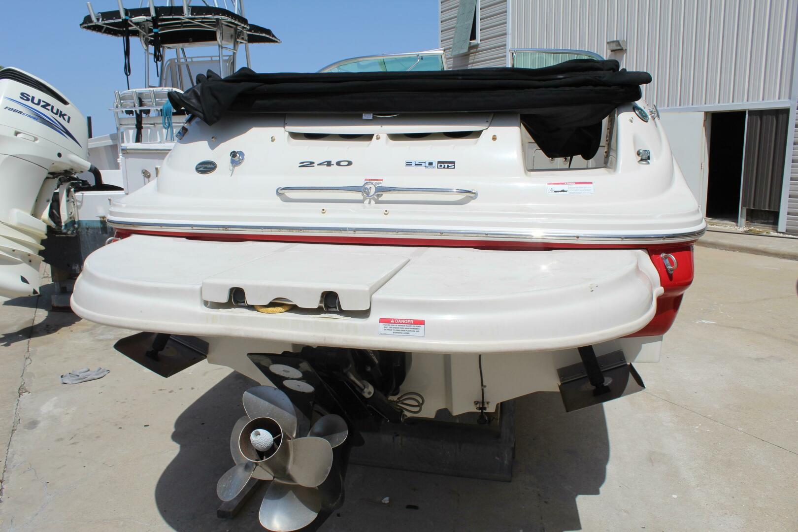 Slide: The Image of Sea Ray 240 Sundeck 2008 - 5291455