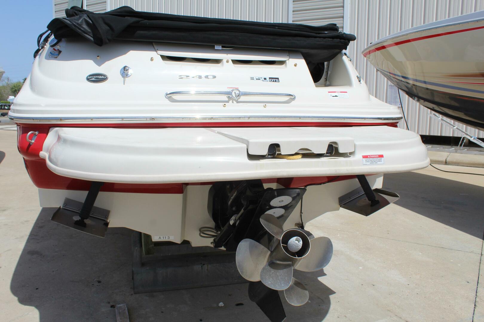 Slide: The Image of Sea Ray 240 Sundeck 2008 - 5291461