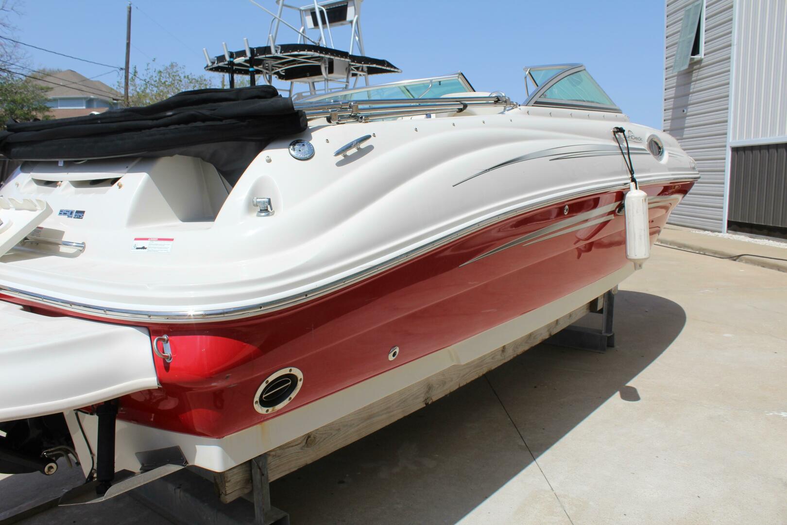 Slide: The Image of Sea Ray 240 Sundeck 2008 - 5291463
