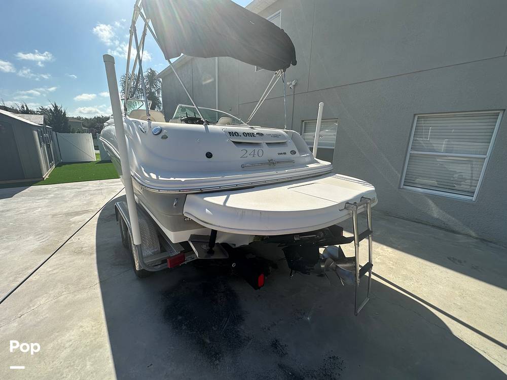Slide: The Image of Sea Ray 240 Sundeck 2008 - 13025025