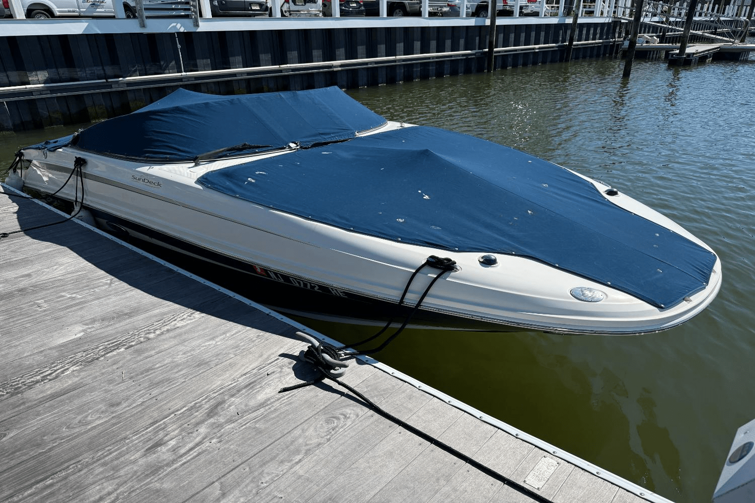 Slide: The Image of Sea Ray 240 SUNDECK 2011 - 1