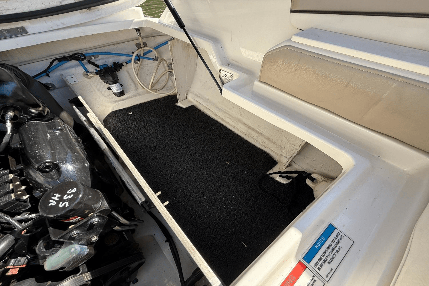 Slide: The Image of Sea Ray 240 SUNDECK 2011 - 7