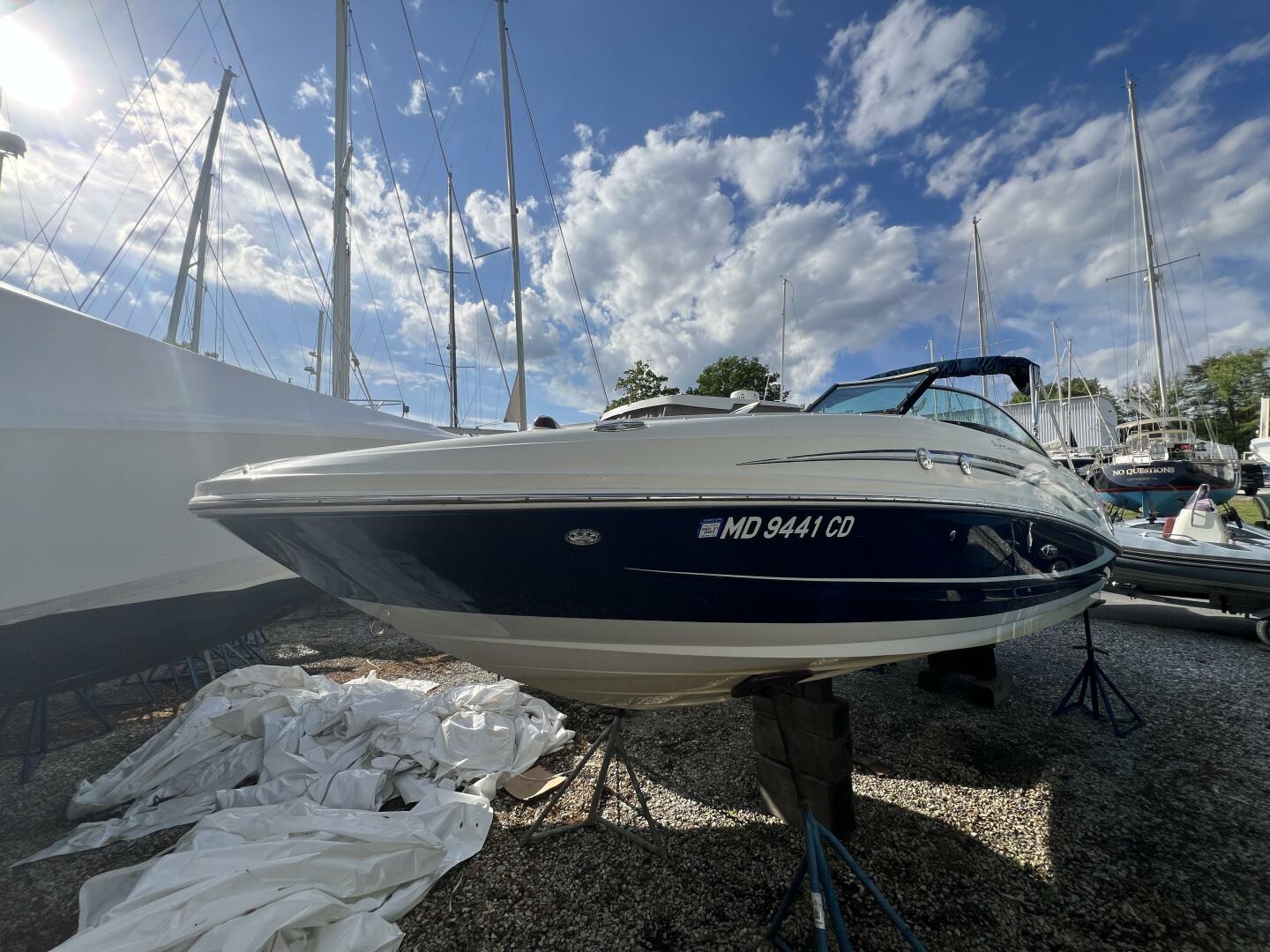 Slide: The Image of Sea Ray 240 Sundeck 2012 - 5393628