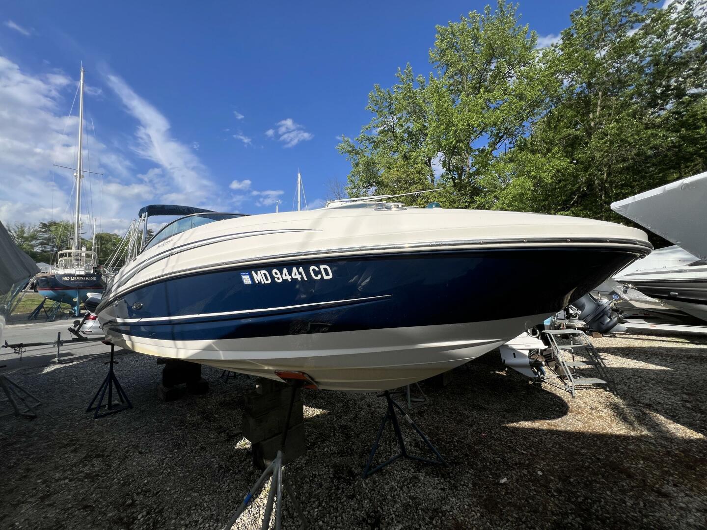 Slide: The Image of Sea Ray 240 Sundeck 2012 - 5393629