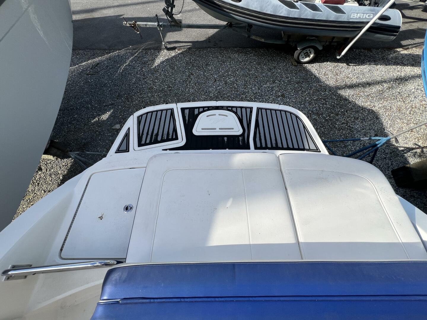 Slide: The Image of Sea Ray 240 Sundeck 2012 - 5393633