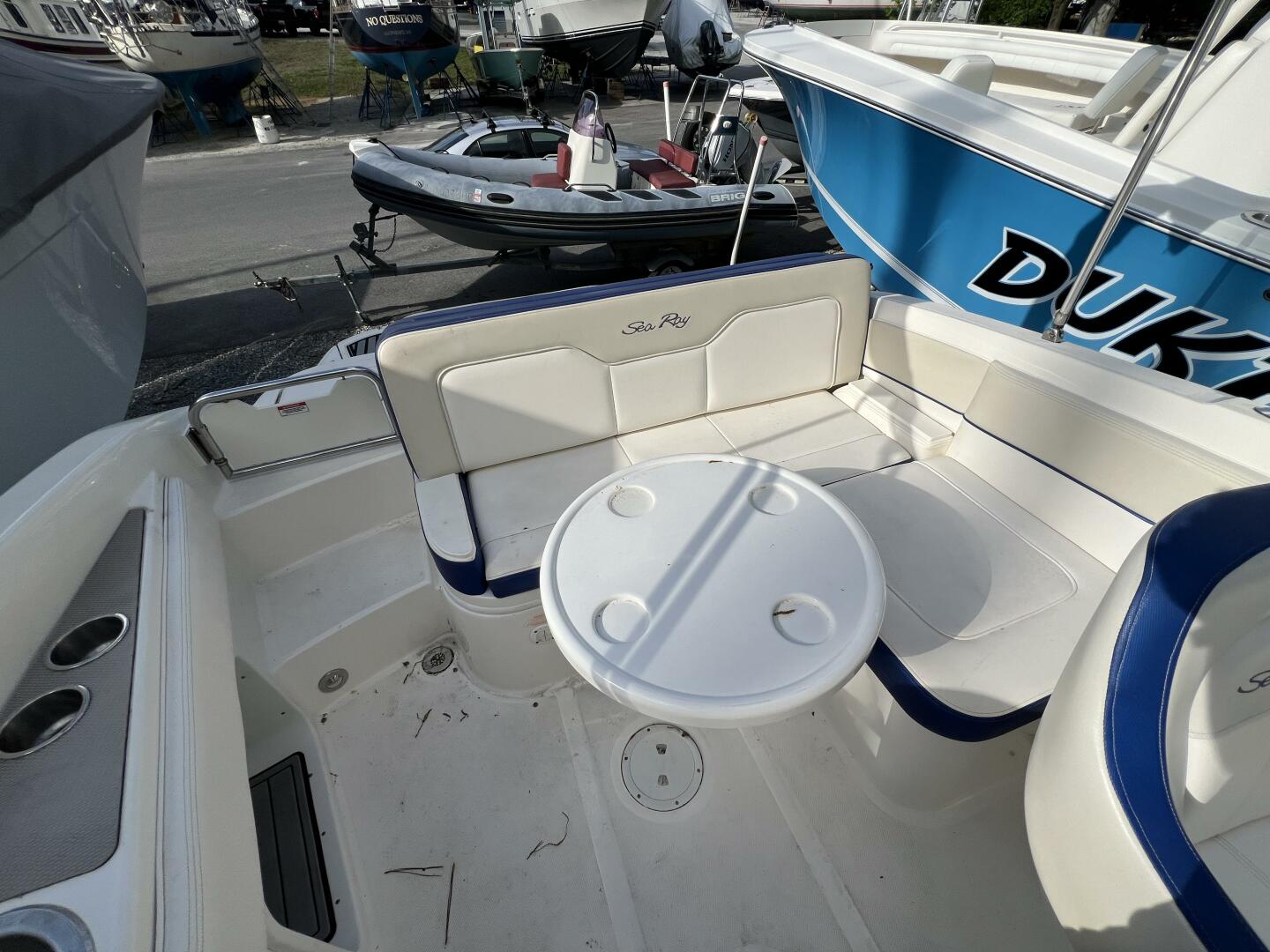 Slide: The Image of Sea Ray 240 Sundeck 2012 - 5393634