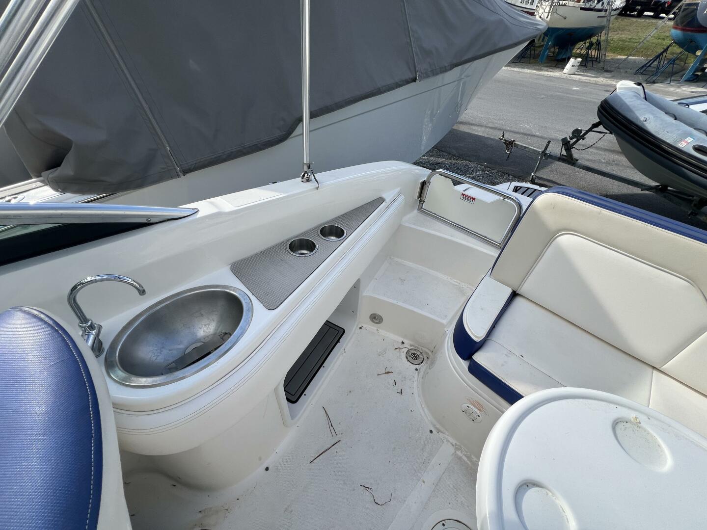 Slide: The Image of Sea Ray 240 Sundeck 2012 - 5393635