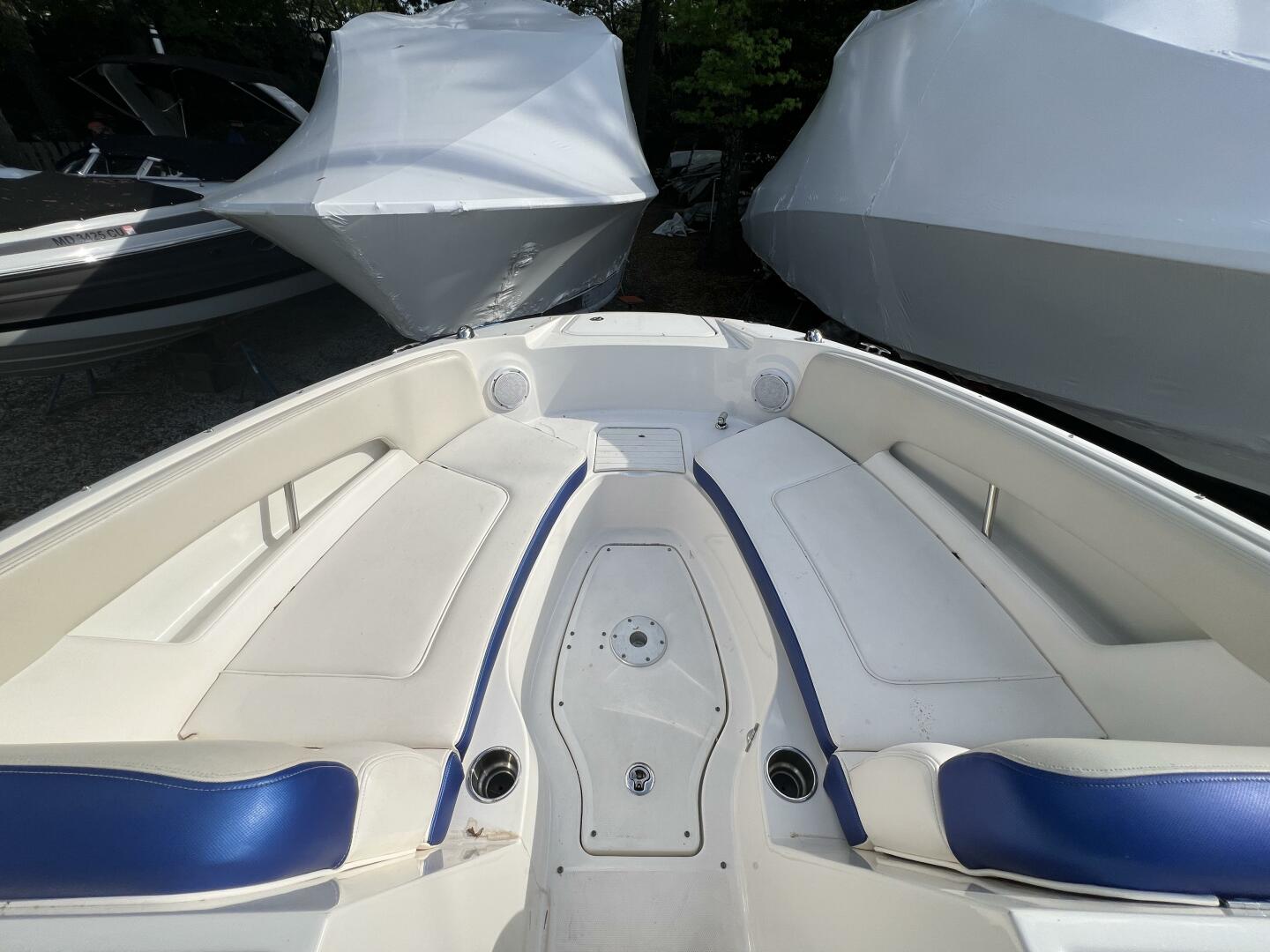Slide: The Image of Sea Ray 240 Sundeck 2012 - 5393638