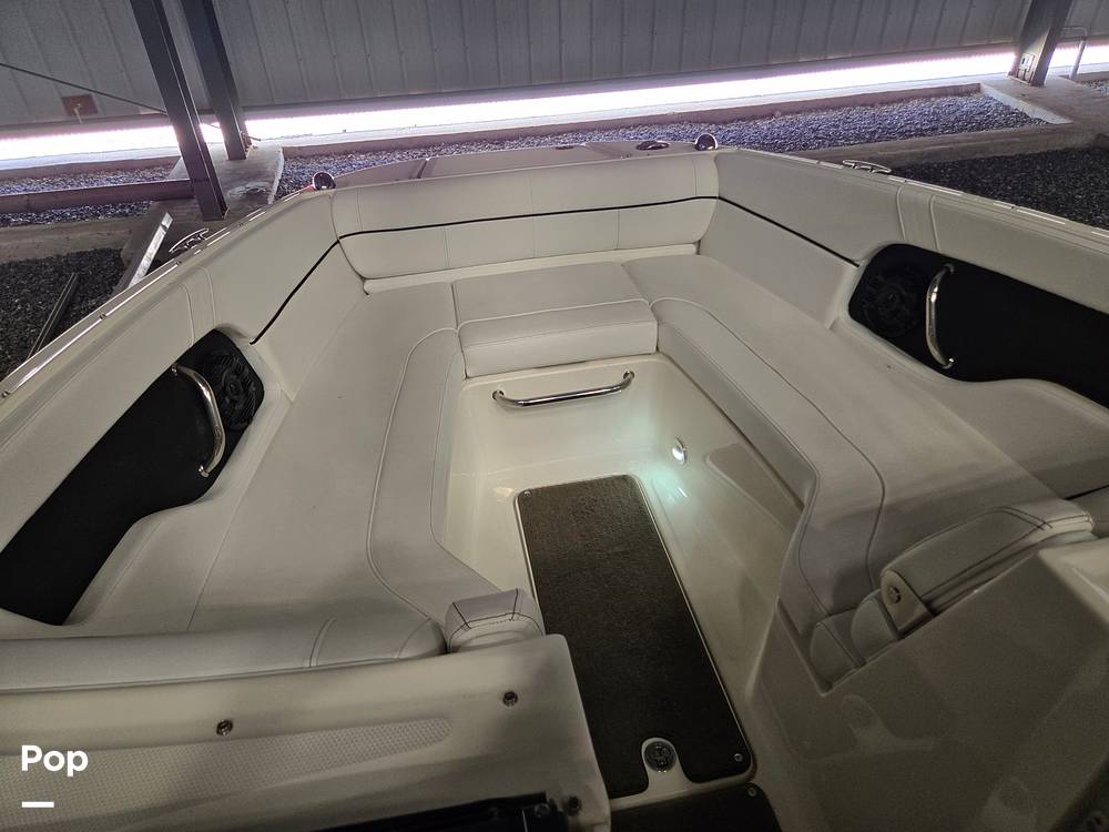 Slide: The Image of Sea Ray 240 Sundeck 2014 - 15304326