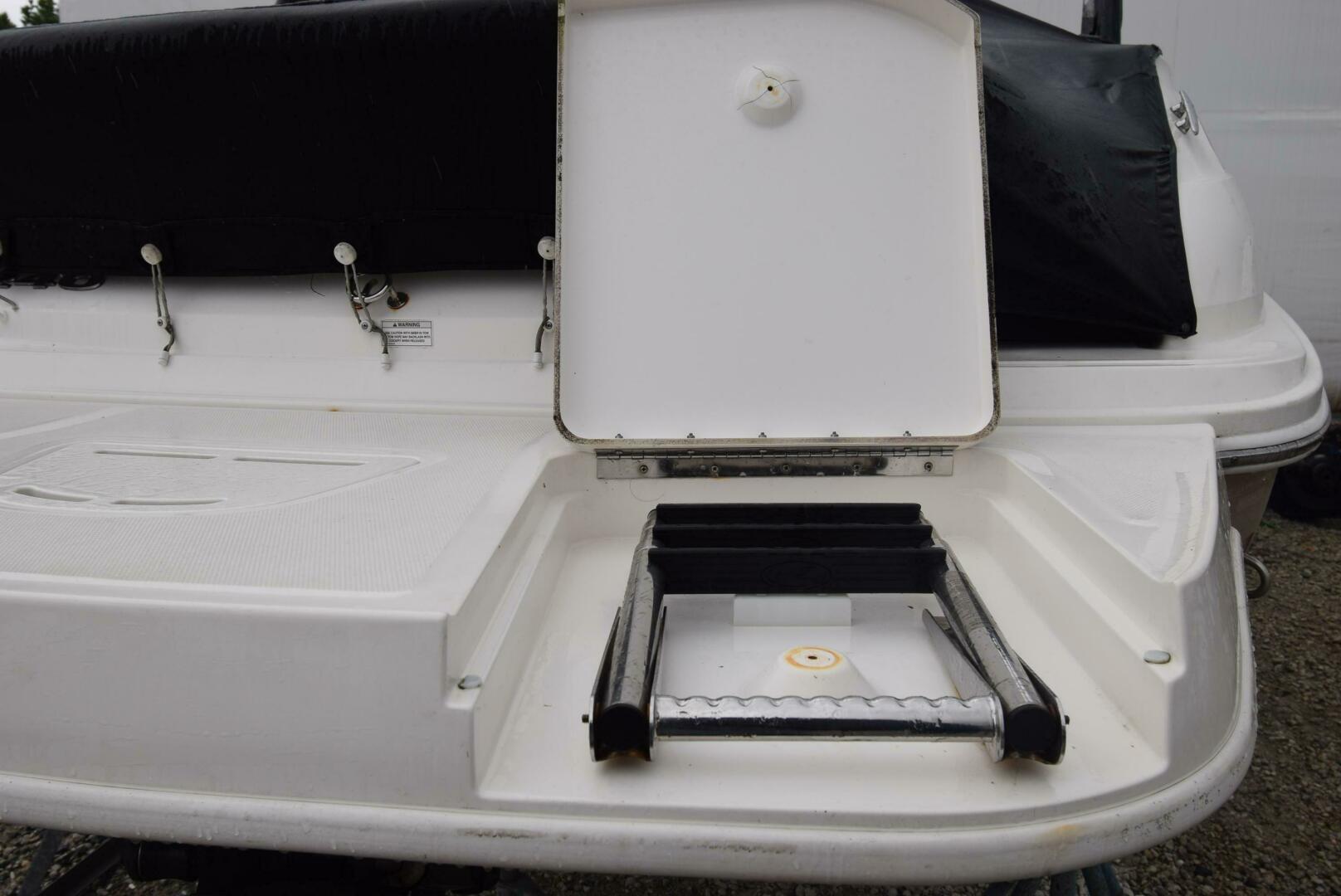 Slide: The Image of Sea Ray 240 Sun Deck 2014 - 3760260