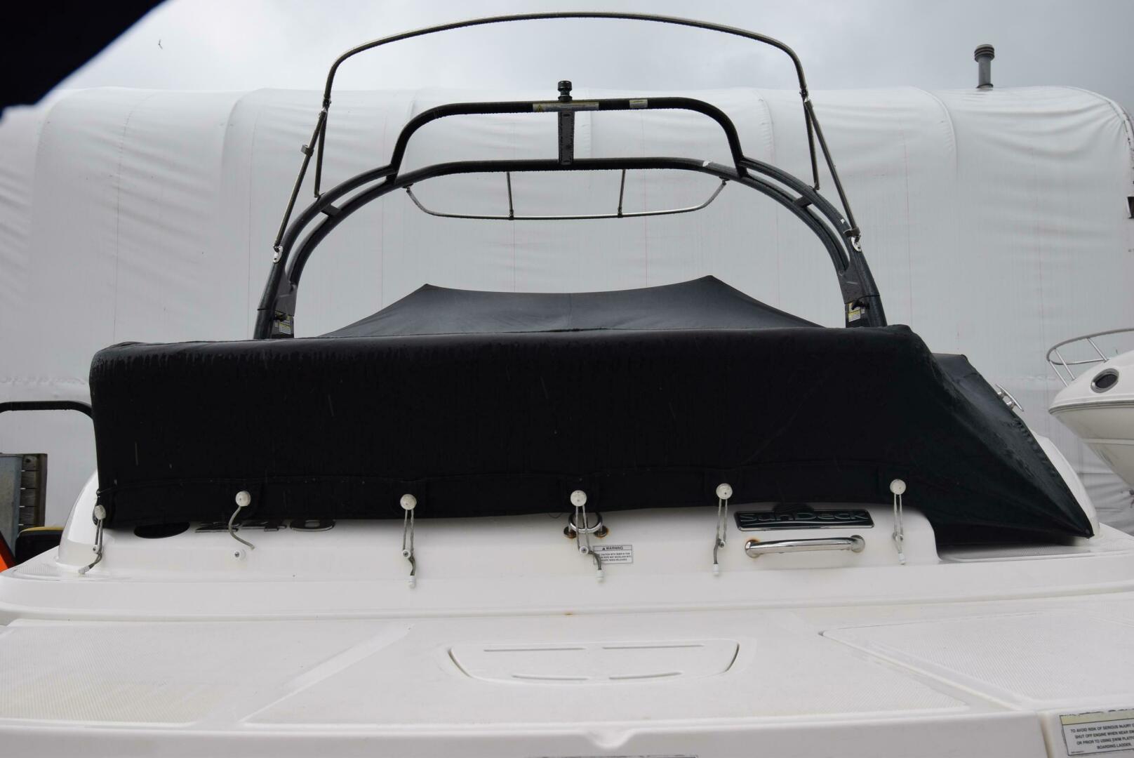 Slide: The Image of Sea Ray 240 Sun Deck 2014 - 3760262