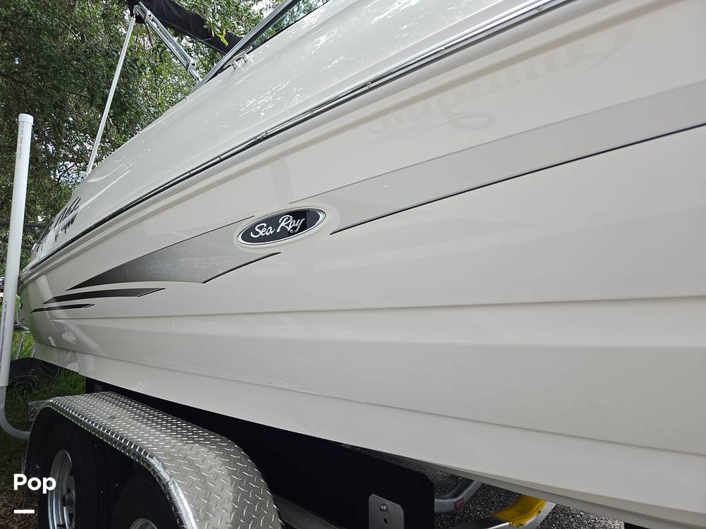 Slide: The Image of Sea Ray 240 Sundeck 2014 - 15625037