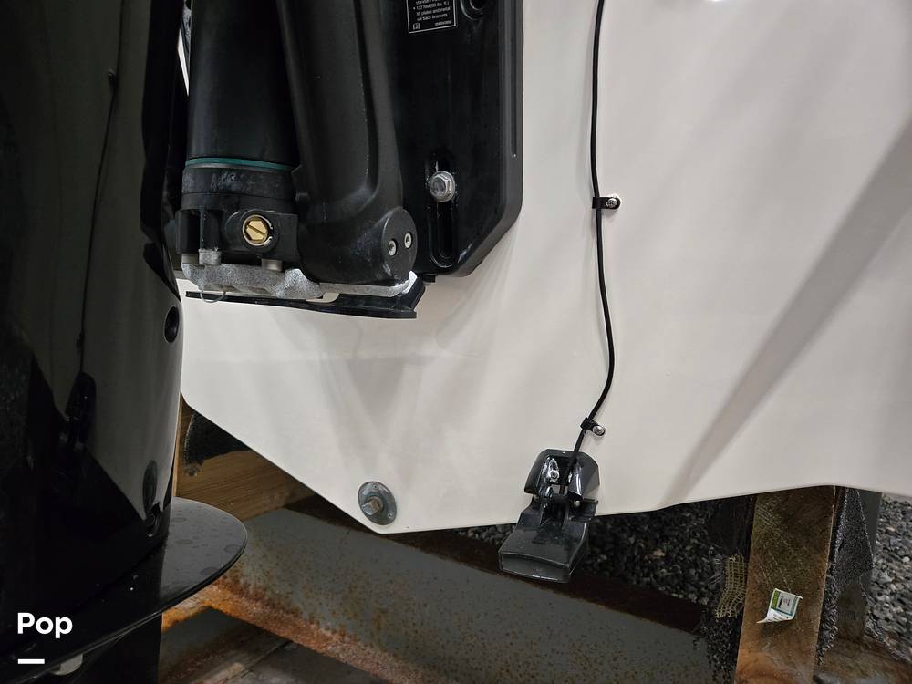 Slide: The Image of Sea Ray 240 Sundeck 2014 - 15304249
