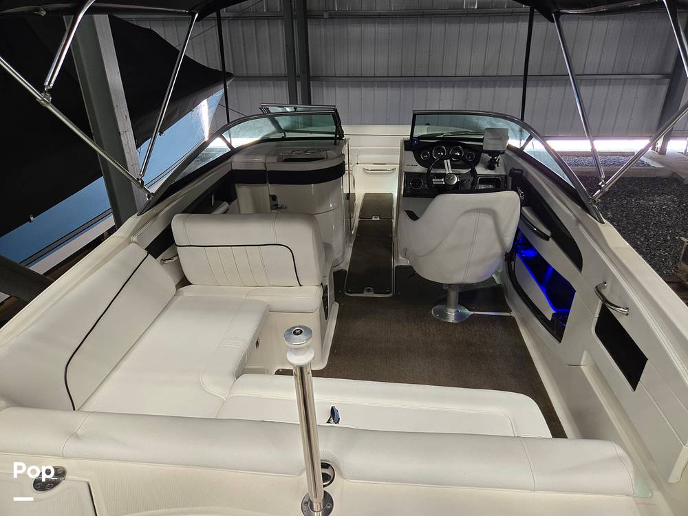 Slide: The Image of Sea Ray 240 Sundeck 2014 - 15304268