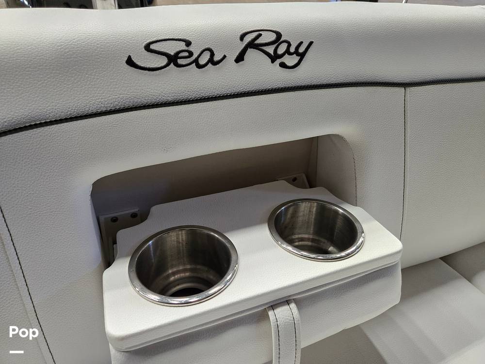 Slide: The Image of Sea Ray 240 Sundeck 2014 - 15304273
