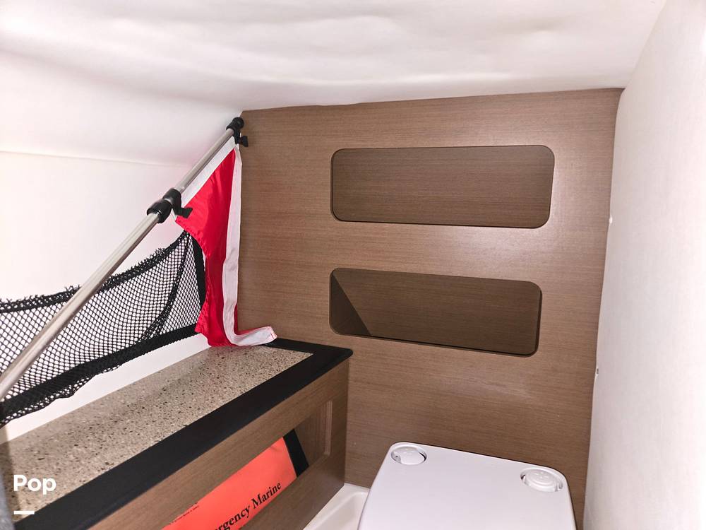Slide: The Image of Sea Ray 240 Sundeck 2014 - 15304287