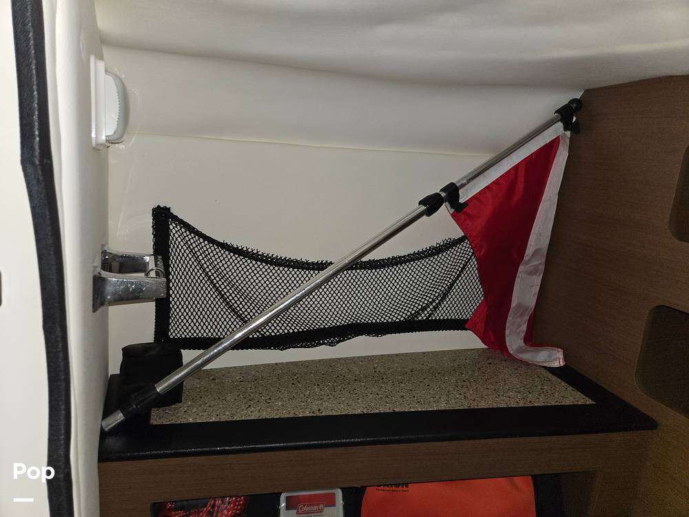 Slide: The Image of Sea Ray 240 Sundeck 2014 - 15304288
