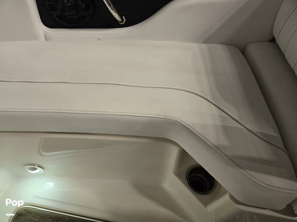 Slide: The Image of Sea Ray 240 Sundeck 2014 - 15304333