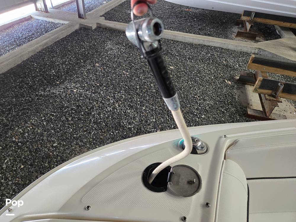 Slide: The Image of Sea Ray 240 Sundeck 2014 - 15304340