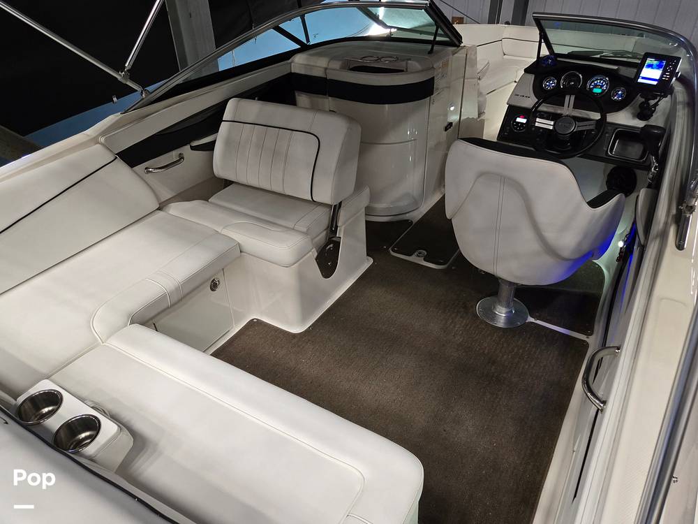 Slide: The Image of Sea Ray 240 Sundeck 2014 - 15304345