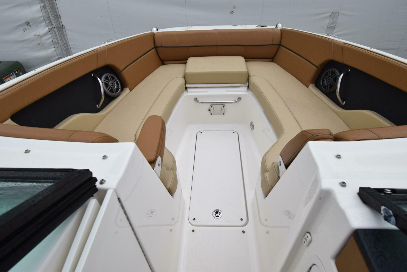 Slide: The Image of Sea Ray 240 Sun Deck 2014 - 3760292