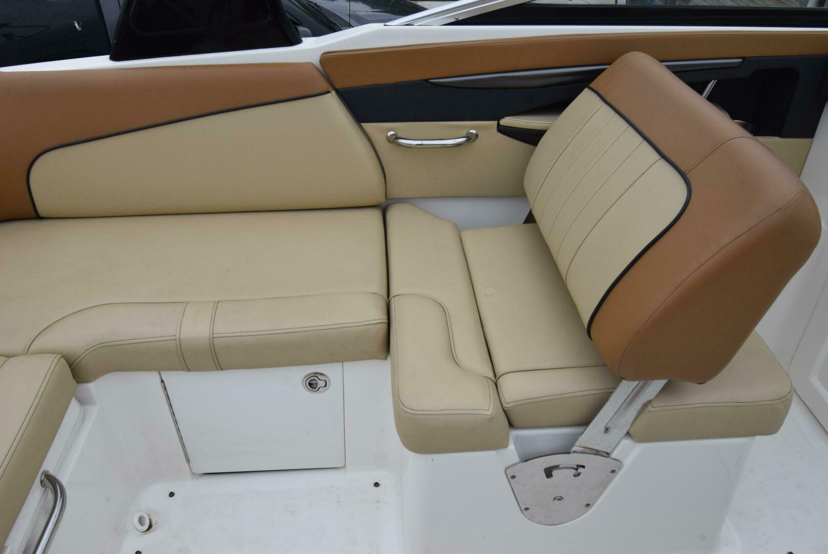 Slide: The Image of Sea Ray 240 Sun Deck 2014 - 3760323