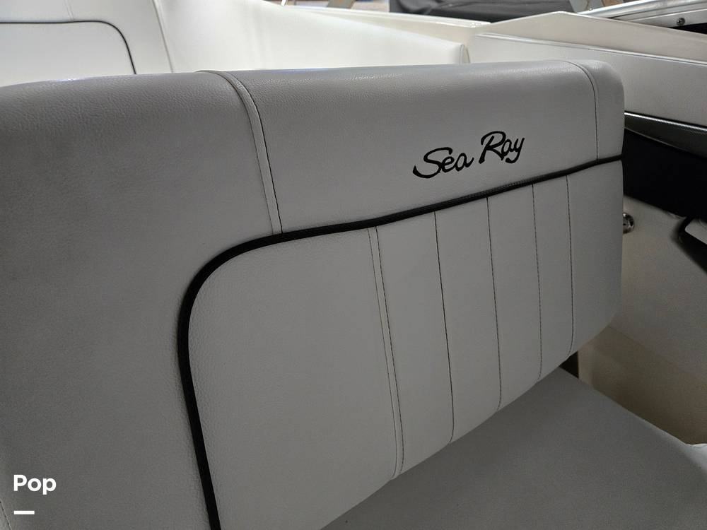 Slide: The Image of Sea Ray 240 Sundeck 2014 - 15304283