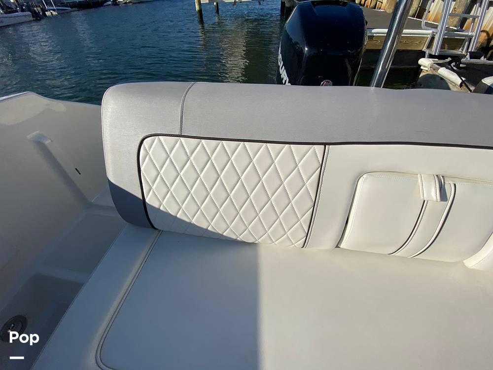Slide: The Image of Sea Ray 240 Sundeck 2016 - 13230962