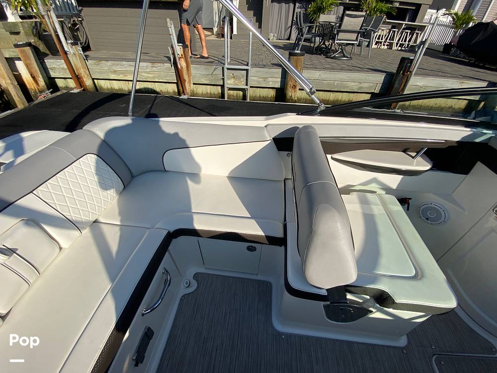 Slide: The Image of Sea Ray 240 Sundeck 2016 - 13230965