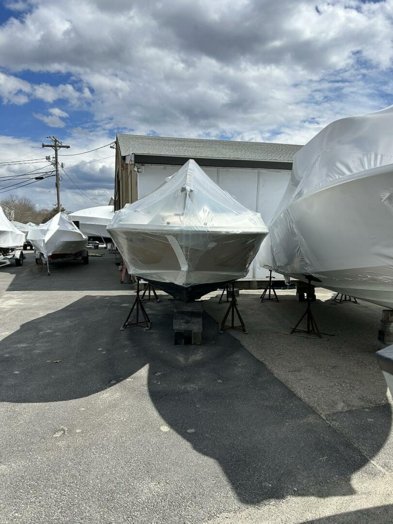 Slide: The Image of Sea Ray 240 Sundeck 2016 - 4870733