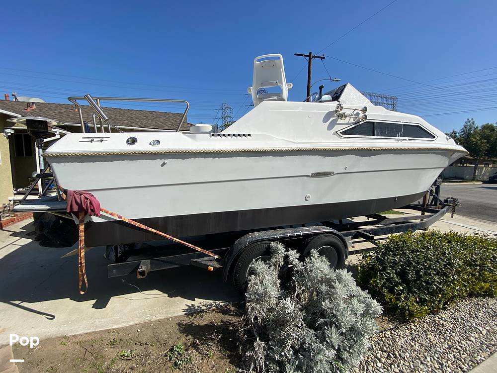 Slide: The Image of Sea Ray 245 Sundancer 1982 - 8642347