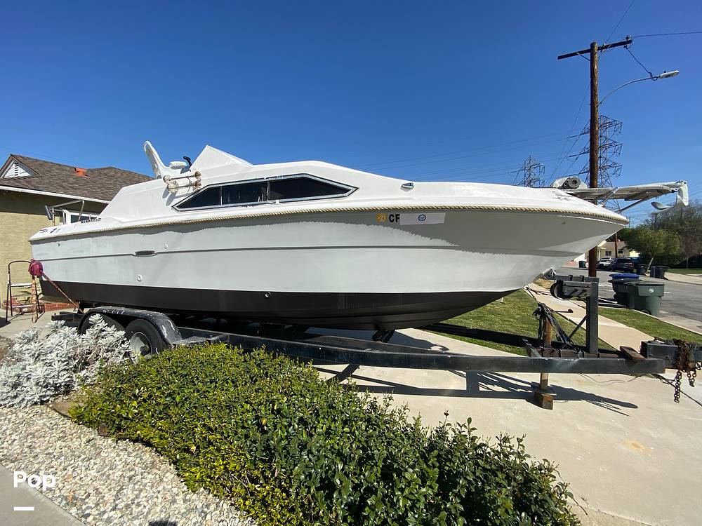 Slide: The Image of Sea Ray 245 Sundancer 1982 - 8642352