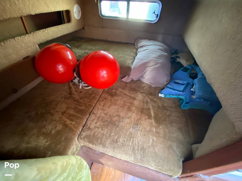 Slide: The Image of Sea Ray 245 Sundancer 1982 - 8642437