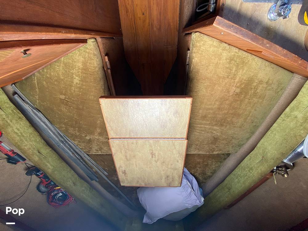 Slide: The Image of Sea Ray 245 Sundancer 1982 - 8642439