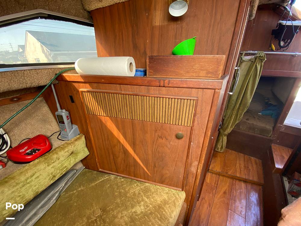 Slide: The Image of Sea Ray 245 Sundancer 1982 - 8642441