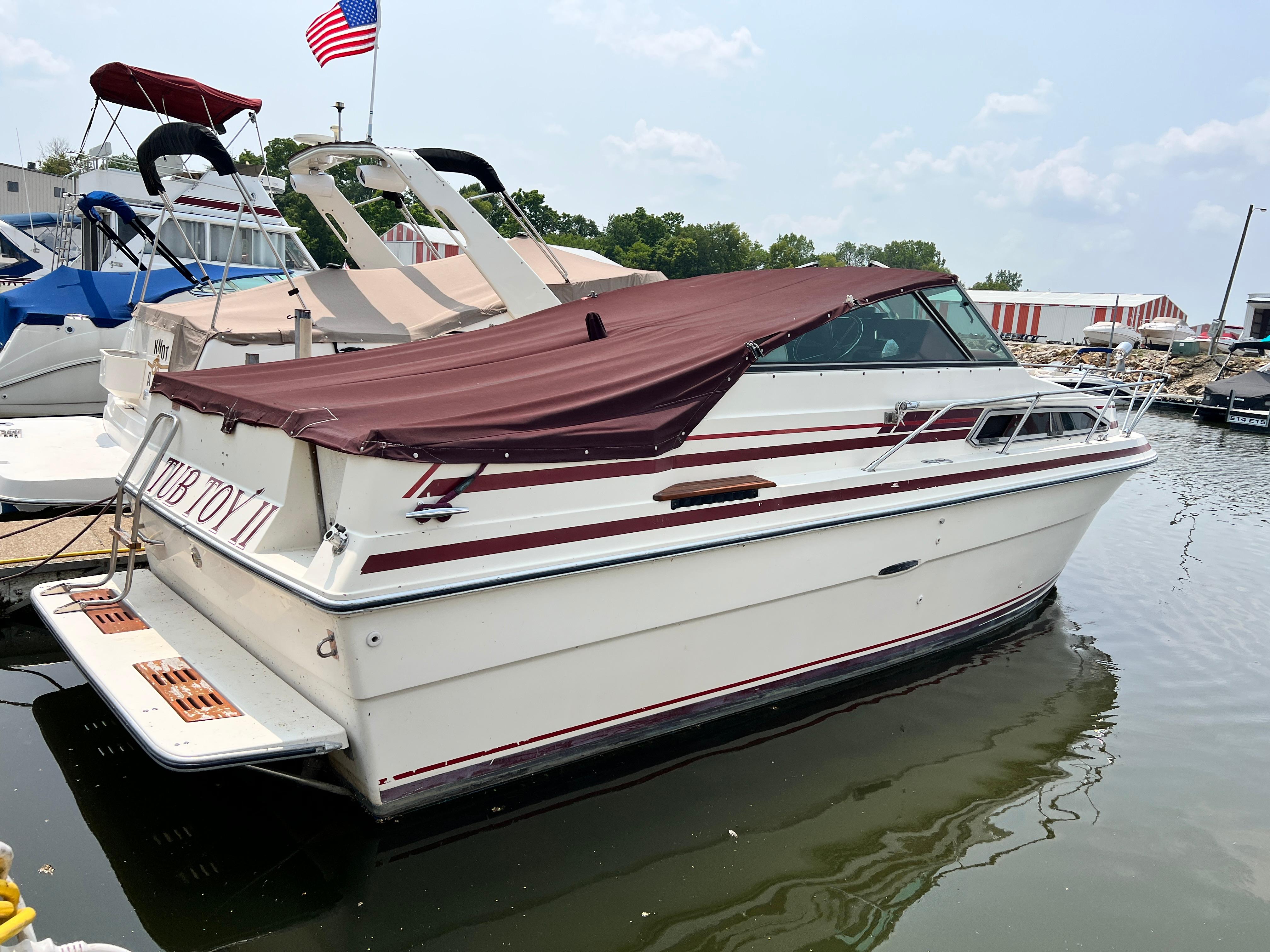 Slide: The Image of Sea Ray 245 Sundancer 1984 - 0
