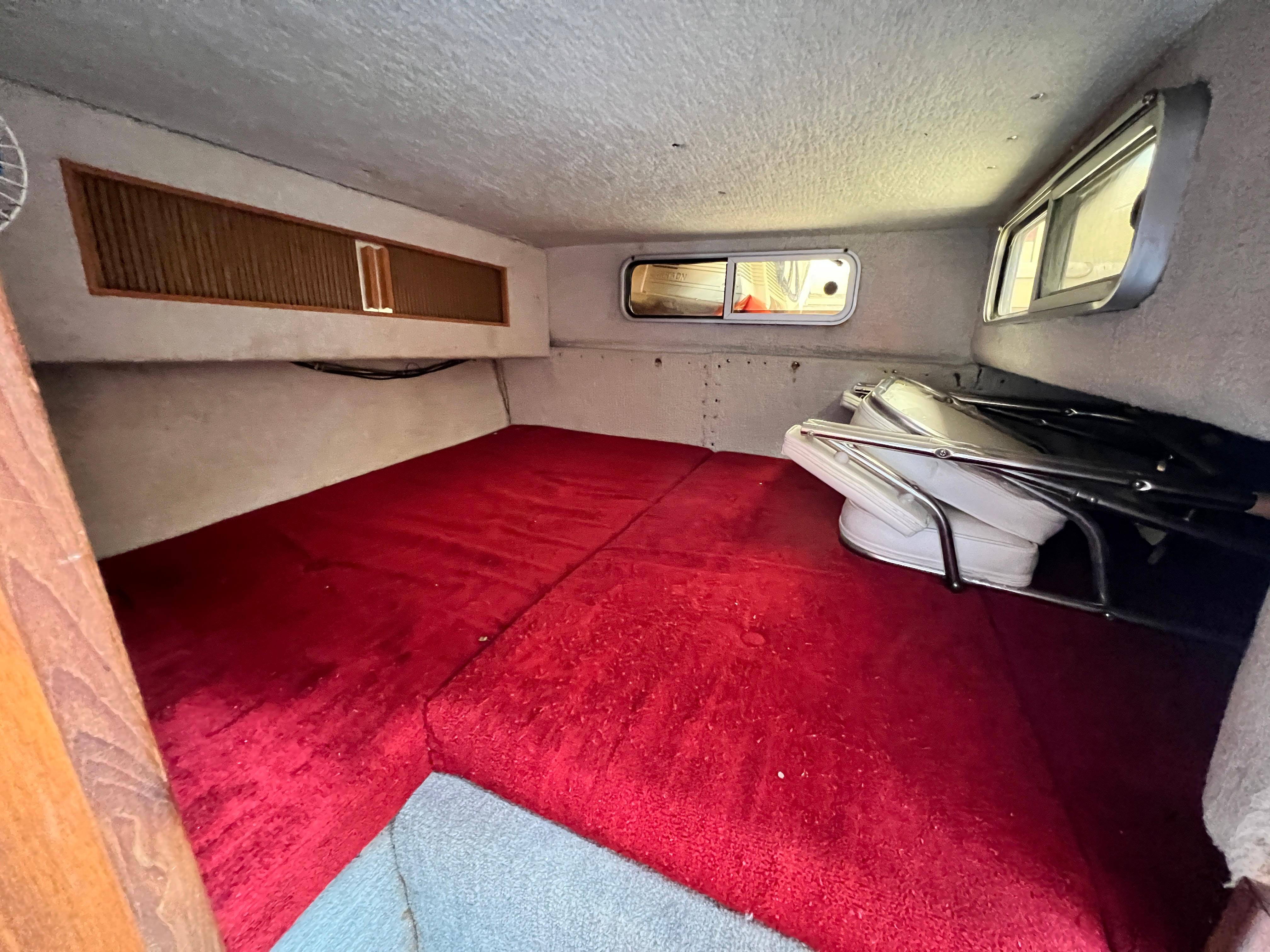 Slide: The Image of Sea Ray 245 Sundancer 1984 - 13