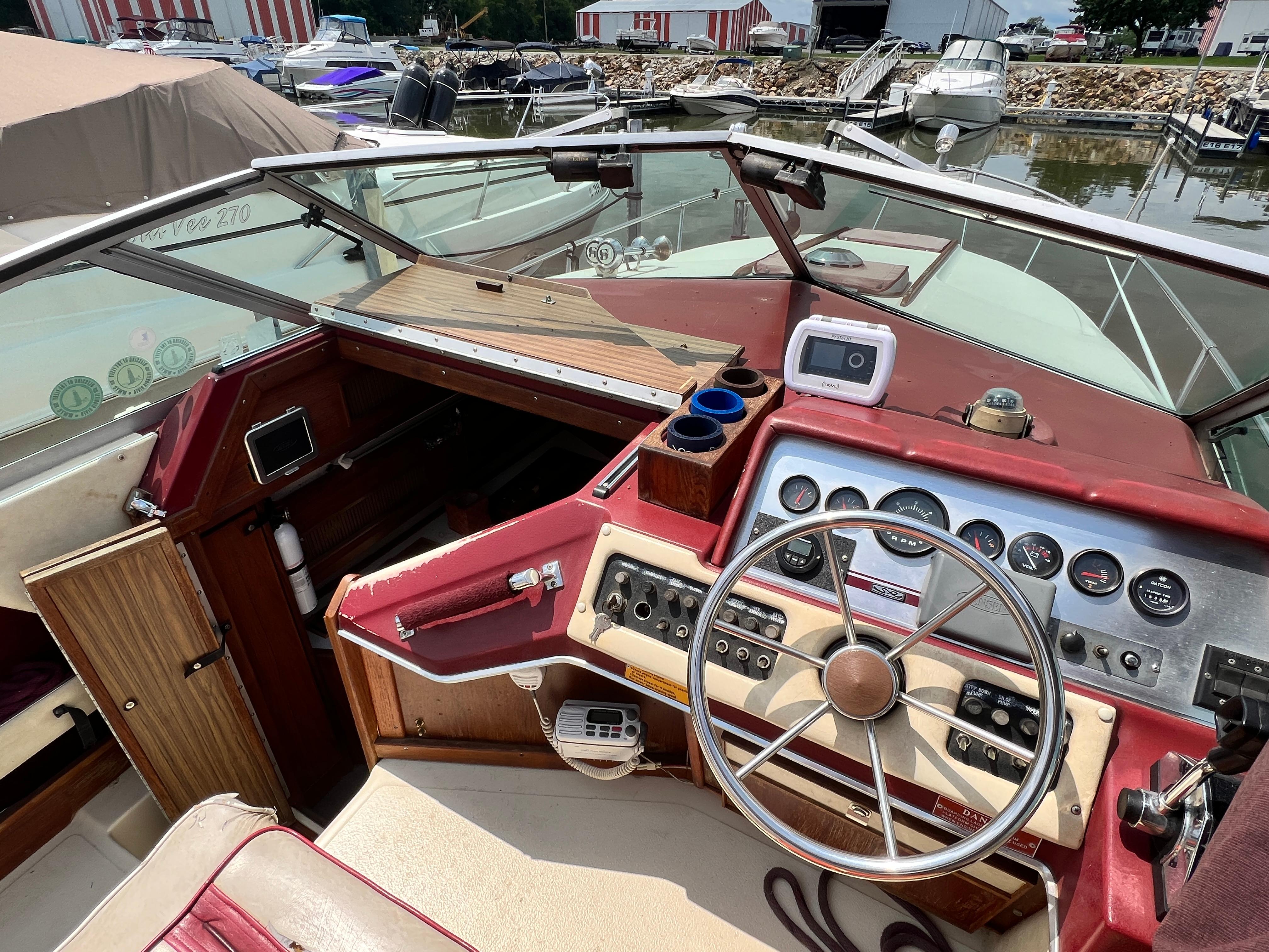 Slide: The Image of Sea Ray 245 Sundancer 1984 - 4