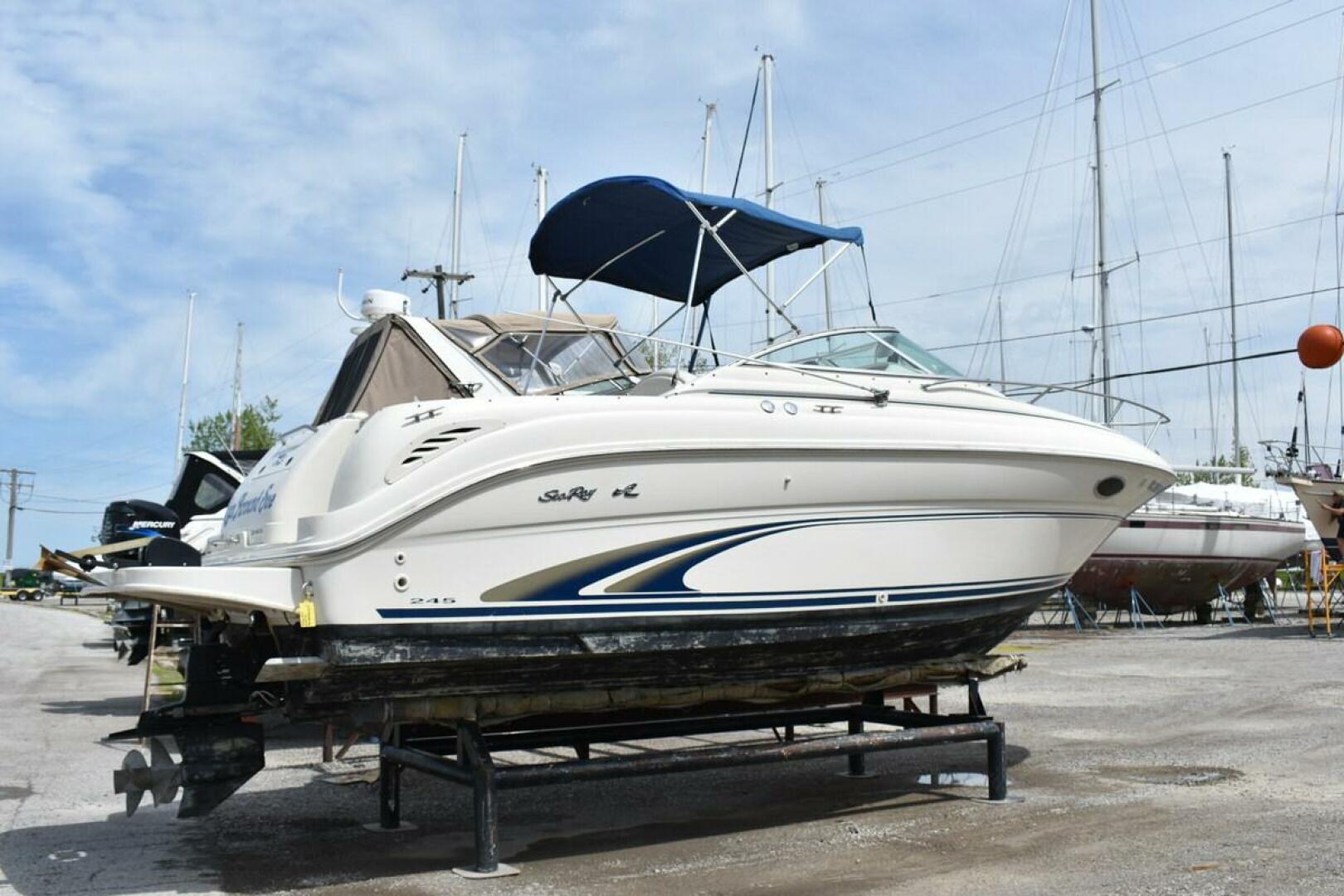 Slide: The Image of Sea Ray 245 Weekender 2000 - 5315554