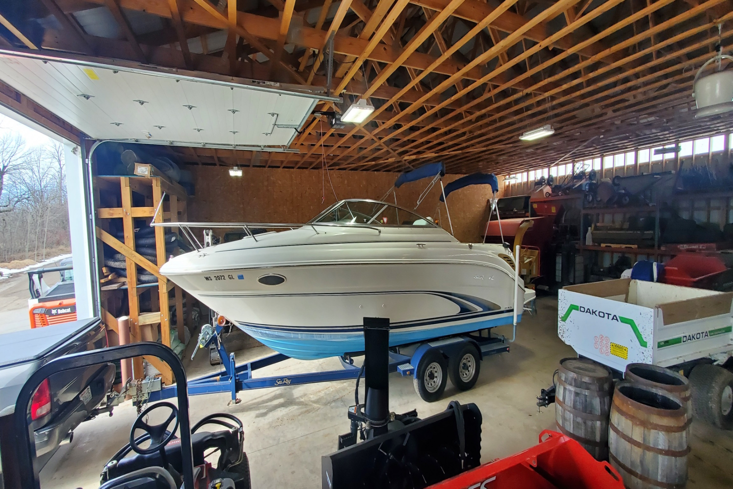Slide: The Image of Sea Ray 245 WEEKENDER 2000 - 0