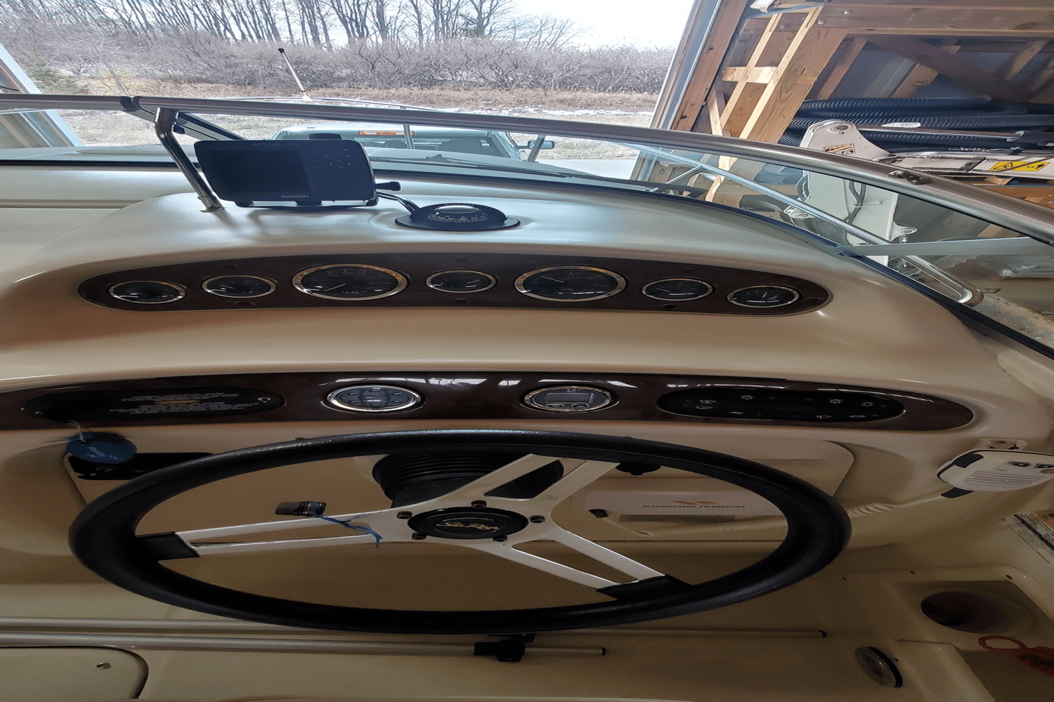 Slide: The Image of Sea Ray 245 WEEKENDER 2000 - 10